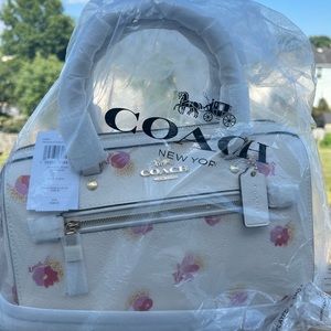NWT New COACH crossbody bag ♥️ ♥️ ♥️